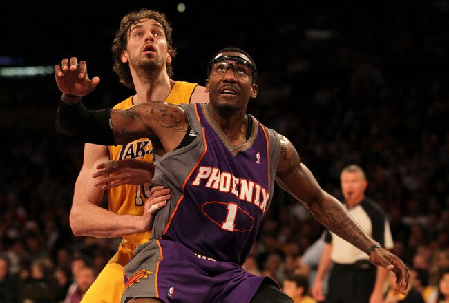 LOS ANGELES, CA - MAY 27:  Amar'e Stoudemire #1 of the Phoenix Suns fights for position with Pau Gasol #16 of the Los Angeles Lakers in the first quarter of Game Five of the Western Conference Finals during the 2010 NBA Playoffs at Staples Center on May 27, 2010 in Los Angeles, California. NOTE TO USER: User expressly acknowledges and agrees that, by downloading and/or using this Photograph, user is consenting to the terms and conditions of the Getty Images License Agreement.  (Photo by Jeff Gross/Getty Images)