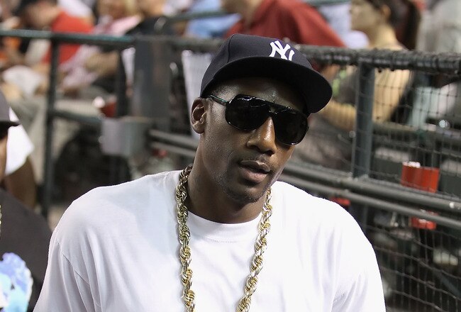 PHOENIX - JUNE 22:  Amar'e Stoudemire of the Phoenix Suns attends the Major League Baseball game between the New York Yankees and the Arizona Diamondbacks at Chase Field on June 22, 2010 in Phoenix, Arizona.  (Photo by Christian Petersen/Getty Images)