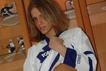 Leafs_girl_crop_150x100