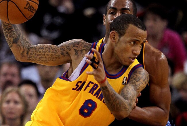 OAKLAND, CA - JANUARY 20:  Monta Ellis #8 of the Golden State Warriors drives to the basket during their game against the Denver Nuggets at Oracle Arena on January 20, 2010 in Oakland, California.  NOTE TO USER: User expressly acknowledges and agrees that, by downloading and/or using this Photograph, user is consenting to the terms and conditions of the Getty Images License Agreement.  (Photo by Ezra Shaw/Getty Images)