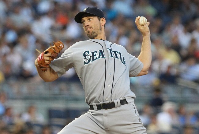 NEW YORK - JUNE 29:  Cliff Lee #36 of the Seattle Mariners pitches against the New York Yankees at Yankee Stadium on June 29, 2010 in the Bronx borough of New York City.  (Photo by Nick Laham/Getty Images)