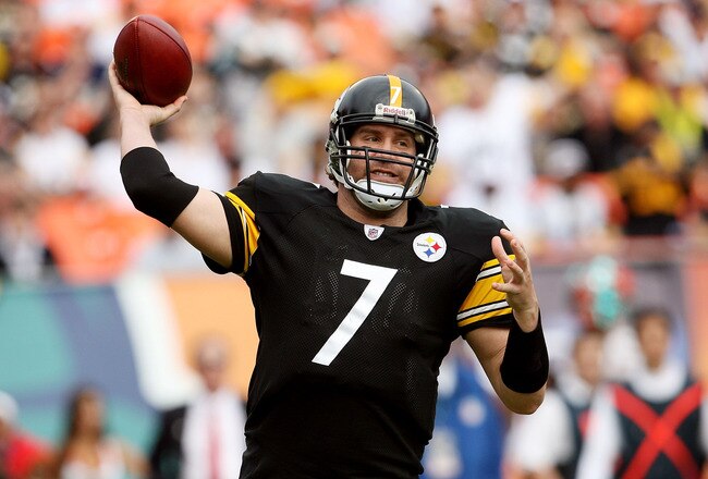 MIAMI - JANUARY 03:  Quarterback Ben Roethlisberger #7 of the Pittsburgh Steelers throws a pass against the Miami Dolphins at Land Shark Stadium on January 3, 2010 in Miami, Florida.  (Photo by Doug Benc/Getty Images)