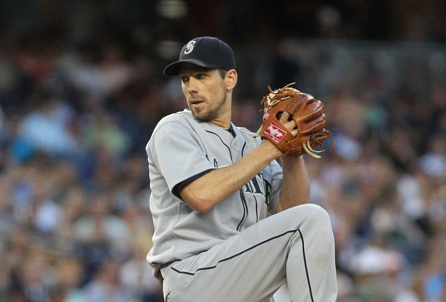NEW YORK - JUNE 29:  Cliff Lee #36 of the Seattle Mariners pitches against the New York Yankees at Yankee Stadium on June 29, 2010 in the Bronx borough of New York City.  (Photo by Nick Laham/Getty Images)
