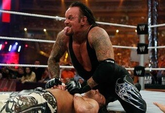 undertaker vs cena