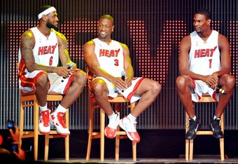 http://cdn.bleacherreport.net/images_root/images/photos/000/988/205/102773807_crop_340x234.jpg?1278889616