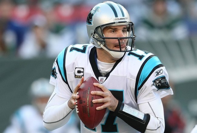 EAST RUTHERFORD, NJ - NOVEMBER 29:  Jake Delhomme #17 of the Carolina Panthers passes against the New York Jets at Giants Stadium on November 29, 2009 in East Rutherford, New Jersey.  (Photo by Nick Laham/Getty Images)