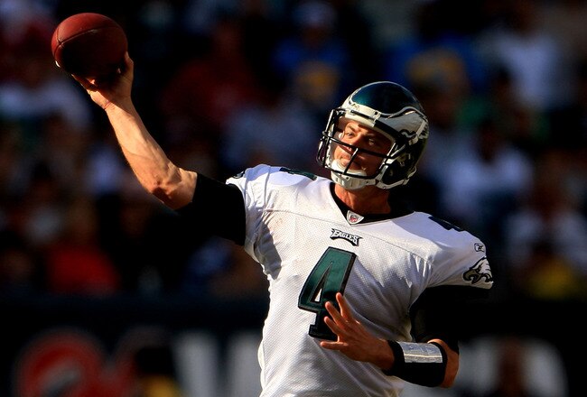 PHILADELPHIA - SEPTEMBER 27:  Quarterback Kevin Kolb #4 of the Philadelphia Eagles passes the ball against the Kansas City Chiefs during their game on September 27, 2009 at Lincoln Financial Field in Philadelphia, Pennsylvania.  (Photo by Travis Lindquist/Getty Images)