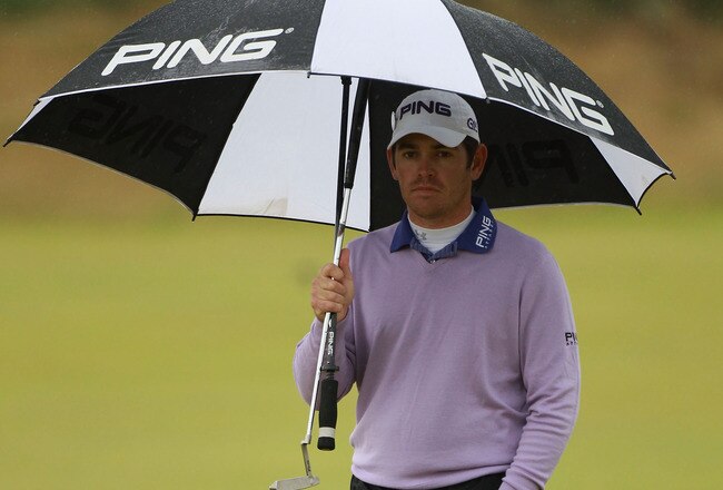 ST ANDREWS, SCOTLAND - JULY 16:  Louis Oosthuizen of South Africa walks on the tenth hole during the second round of the 139th Open Championship on the Old Course, St Andrews on July 16, 2010 in St Andrews, Scotland.  (Photo by Warren Little/Getty Images)