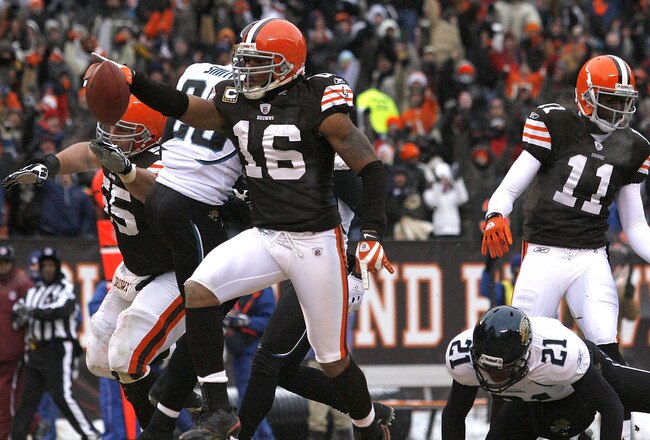 CLEVELAND - JANUARY 03:  Joshua Cribbs #16 of the Cleveland Browns celebrates after scoring a touchdown against the Jacksonville Jaguars at Cleveland Browns Stadium on January 3, 2010 in Cleveland, Ohio.  (Photo by Matt Sullivan/Getty Images)