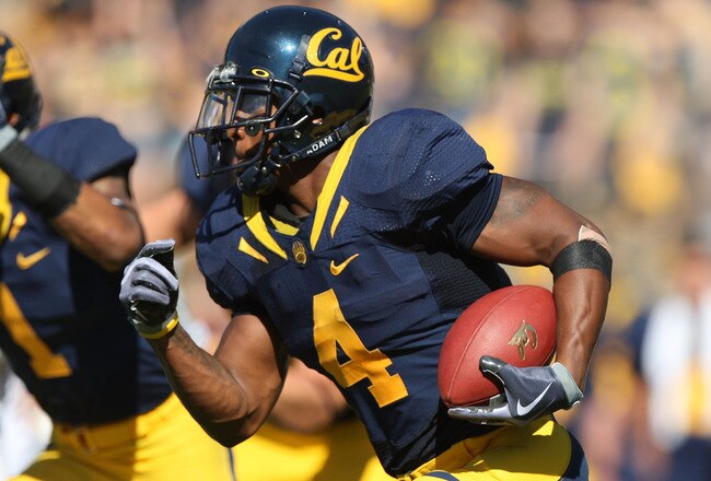 BERKELEY, CA - OCTOBER 24:  Jahvid Best #4 of the California Golden Bears runs against the Washington State Cougars at California Memorial Stadium on October 24, 2009 in Berkeley, California.  (Photo by Jed Jacobsohn/Getty Images)