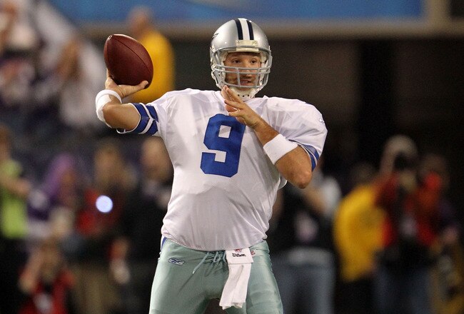 MINNEAPOLIS - JANUARY 17:  Tony Romo #9 of the Dallas Cowboys passes against the Minnesota Vikings in the first quarter of the NFC Divisional Playoff Game at Hubert H. Humphrey Metrodome on January 17, 2010 in Minneapolis, Minnesota.  (Photo by Chris McGrath/Getty Images)