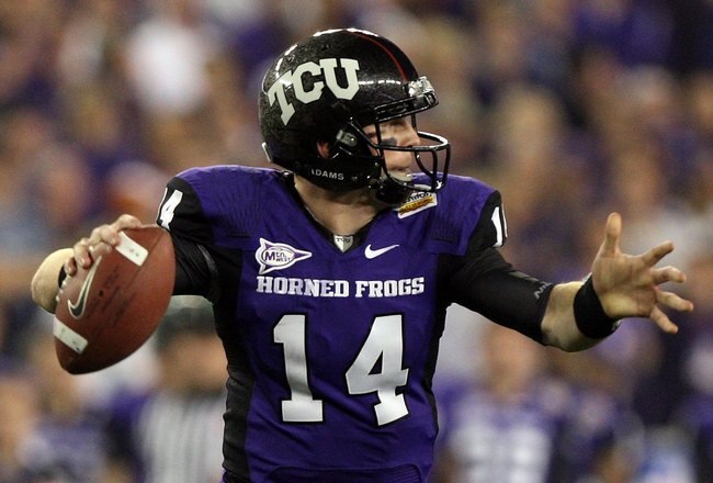GLENDALE, AZ - JANUARY 04:  Quarterback Andy Dalton #14 of the TCU Horned Frogs passes the ball against the Boise State Broncos during the Tostitos Fiesta Bowl at the Universtity of Phoenix Stadium on January 4, 2010 in Glendale, Arizona.  (Photo by Jed Jacobsohn/Getty Images)