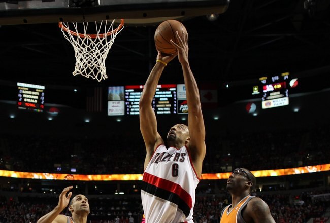 PORTLAND, OR - APRIL 24:  Juwan Howard #6 of the Portland Trail Blazers shoots against the Phoenix Suns during Game Four of the Western Conference Quarterfinals of the NBA Playoffs on April 24, 2010 at the Rose Garden in Portland, Oregon. NOTE TO USER: User expressly acknowledges and agrees that, by downloading and or using this Photograph, user is consenting to the terms and conditions of the Getty Images License Agreement. (Photo by Otto Greule Jr/Getty Images)