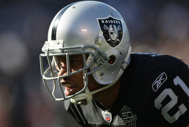 OAKLAND, CA - JANUARY 03:  Nnamdi Asomugha #21 of the Oakland Raiders in action against the Baltimore Ravens during an NFL game at Oakland-Alameda County Coliseum on January 3, 2010 in Oakland, California.  (Photo by Jed Jacobsohn/Getty Images)