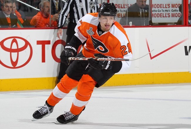 PHILADELPHIA - JUNE 09:  James van Riemsdyk #21 of the Philadelphia Flyers skates in Game Six of the 2010 NHL Stanley Cup Final against the Chicago Blackhawks at the Wachovia Center on June 9, 2010 in Philadelphia, Pennsylvania.  (Photo by Bruce Bennett/Getty Images)