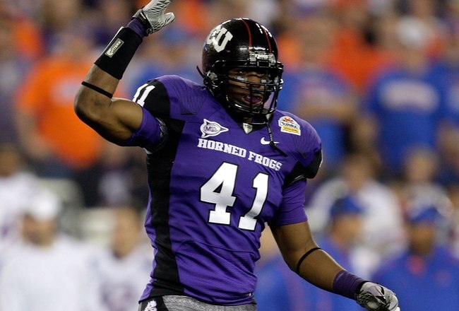 GLENDALE, AZ - JANUARY 04:  Daryl Washington #41 of the TCU Horned Frogs reacts against the Boise State Broncos during the Tostitos Fiesta Bowl at the Universtity of Phoenix Stadium on January 4, 2010 in Glendale, Arizona.  (Photo by Jamie Squire/Getty Images)