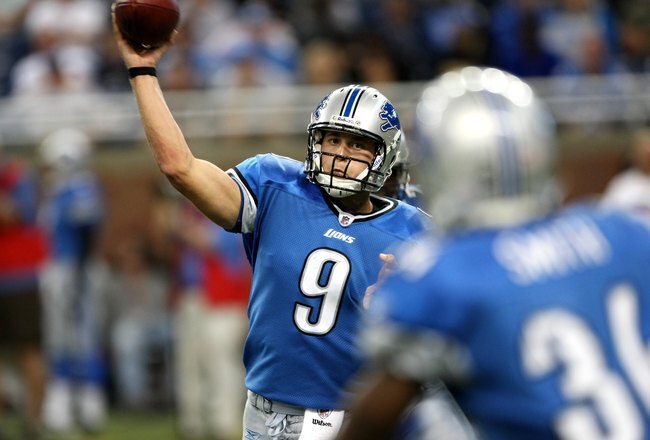 DETROIT - SEPTEMBER 20:  Quarterback Matthew Stafford #9 of the Detroit Lions throws a pass against the Minnesota Vikings at Ford Field on September 20, 2009 in Detroit, Michigan. The Vikings won 27-13.  (Photo by Stephen Dunn/Getty Images)