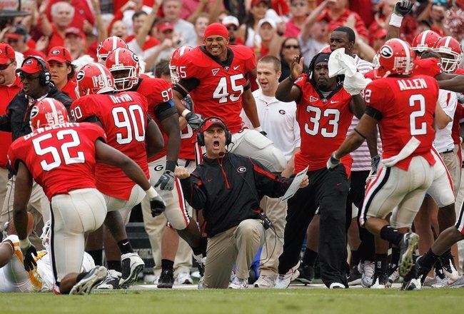 ATHENS, GA - OCTOBER 11:  Head coach Mark Richt of the Georgia Bulldogs reacts on the sidelines during the game against the Tennessee Volunteers at Sanford Stadium on October 11, 2008 in Athens, Georgia.  (Photo by Kevin C. Cox/Getty Images)
