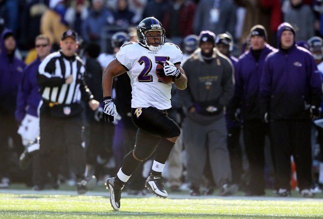 FOXBORO, MA - JANUARY 10:  Ray Rice #27 of the Baltimore Ravens runs for an 83-yard touchdown run in the first quarter against the New England Patriots during the 2010 AFC wild-card playoff game at Gillette Stadium on January 10, 2010 in Foxboro, Massachusetts. The Ravens won 33-14. (Photo by Al Bello/Getty Images)