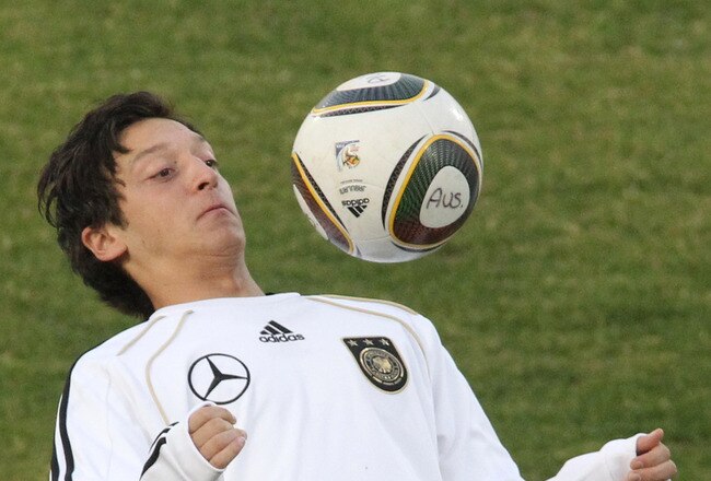 PRETORIA, SOUTH AFRICA - JUNE 25:  Mesut Oezil of Germany controls the ball during training session at Super stadium on June 25, 2010 in Pretoria, South Africa.  (Photo by Joern Pollex/Getty Images)