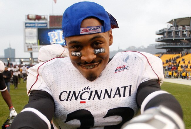 PITTSBURGH - DECEMBER 05: Isaiah Pead #23 of the Cincinnati Bearcats celebrates following their win against the University of Pittsburgh Panthers on December 5, 2009 at Heinz Field in Pittsburgh, Pennsylvania. (Photo by Jared Wickerham/Getty Images)