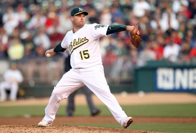 OAKLAND, CA - JULY 19:  Ben Sheets #15 of the Oakland Athletics pitches against the Boston Red Sox at the Oakland-Alameda County Coliseum  on July 19, 2010 in Oakland, California.  (Photo by Ezra Shaw/Getty Images)