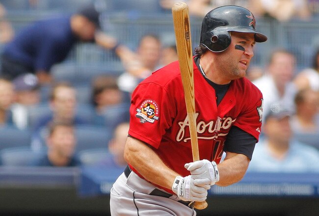 NEW YORK - JUNE 12:  Lance Berkman #17 of the Houston Astros hits against the New York Yankees on June 12, 2010 at Yankee Stadium in the Bronx borough of New York City.  (Photo by Mike Stobe/Getty Images)