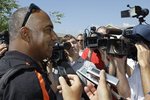 Ap100728036391--nfl_medium_540_360_crop_150x100
