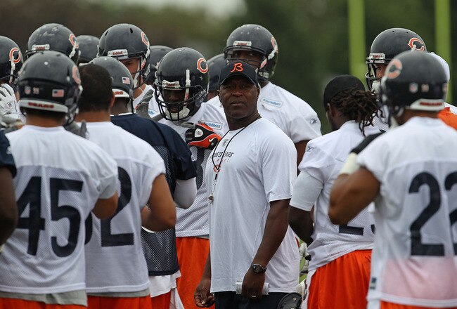 BOURBONNAIS, IL - JULY 30: Head coach Lovie Smith of the Chicago Bears prepares to talk to his team following a summer training camp practice at Olivet Nazarene University on July 30, 2010 in Bourbonnais, Illinois. (Photo by Jonathan Daniel/Getty Images)