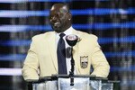 CANTON, OH - AUGUST 7: Emmitt Smith speaks to the crowd during the 2010 Pro Football Hall of Fame Enshrinement Ceremony at the Pro Football Hall of Fame Field at Fawcett Stadium on August 7, 2010 in Canton, Ohio. (Photo by Joe Robbins/Getty Images)
