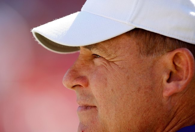 ATHENS, GA - OCTOBER 03:  Head coach Les Miles of the Louisiana State University Tigers against the Georgia Bulldogs at Sanford Stadium on October 3, 2009 in Athens, Georgia.  (Photo by Kevin C. Cox/Getty Images)