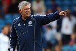 LONDON, ENGLAND - JULY 17:  Manager Carlo Ancelotti of Chelsea watches his players warm up during the Pre Season Friendly match between Crystal Palace and Chelsea at Selhurst Park on July 17, 2010 in London, England.  (Photo by Christopher Lee/Getty Images)