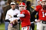 ATLANTA - NOVEMBER 28:  Backup quarterback Aaron Murray #11 of the Georgia Bulldogs against the Georgia Tech Yellow Jackets at Bobby Dodd Stadium on November 28, 2009 in Atlanta, Georgia.  (Photo by Kevin C. Cox/Getty Images)