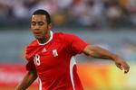 BEIJING - AUGUST 16: Moussa Dembele of Belgium runs with the ball during the Men's Quarter Final match between Italy and Belgium at the Workers' Stadium on Day 8 of the Beijing 2008 Olympic Games on August 16, 2008 in Beijing, China.  (Photo by Phil Walter/Getty Images)