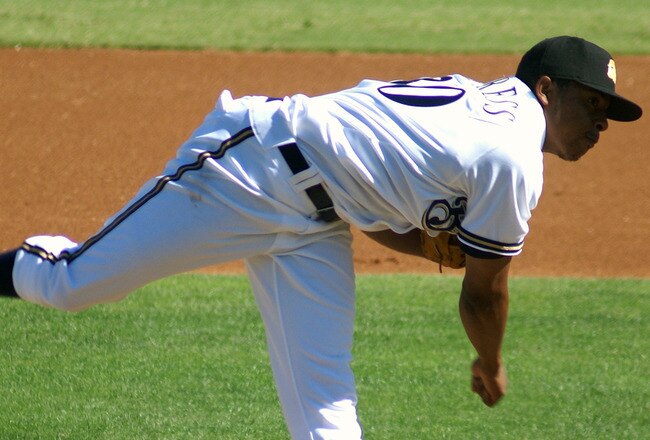 Dsc03960_jeremy_jeffress_afl2_crop_650x440