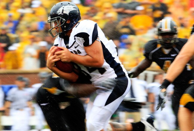 COLUMBIA, MO - SEPTEMBER 13:  Vai Taua #34 the Nevada Wolf Pack carries the ball during the first half of the game against the Missouri Tigers on September 13, 2008 at Memorial Stadium in Columbia, Missouri.  (Photo by Jamie Squire/Getty Images)
