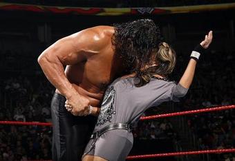 Great-khali-pire-gimmick-l-1_crop_340x234