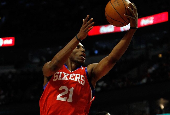 CHICAGO - FEBRUARY 20: Thaddeus Young #21 of the Philadelphia 76ers goes up for a shot past Hakim Warrick #21 of the Chicago Bulls at the United Center on February 20, 2010 in Chicago, Illinois. NOTE TO USER: User expressly acknowledges and agrees that, by downloading and/or using this Photograph, User is consenting to the terms and conditions of the Getty Images License Agreement. (Photo by Jonathan Daniel/Getty Images)