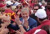 250px-2008-1101-usc-petecarroll1_crop_100x68