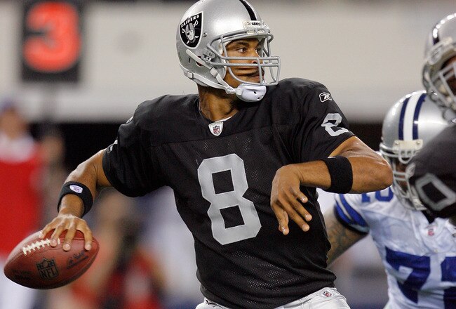 ARLINGTON, TX - AUGUST 12: Jason Campbell #8 of the Oakland Raiders looks to pass in the preseason game againsts the Dallas Cowboys at the Dallas Cowboys Stadium on August 12, 2010 in Arlington, Texas. (Photo by Tom Pennington/Getty Images)