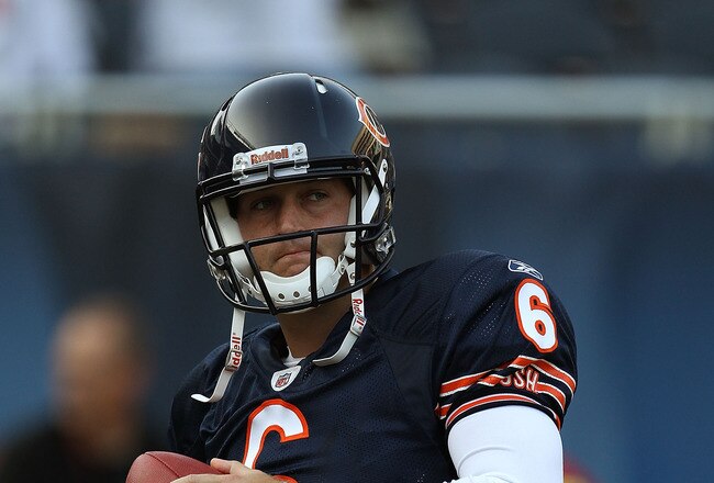 CHICAGO - AUGUST 21: Jay Cutler #6 of the Chicago Bears warms-up before a preseason game against the Oakland Raiders at Soldier Field on August 21, 2010 in Chicago, Illinois. The Raiders defeated the Bears 32-17. (Photo by Jonathan Daniel/Getty Images)