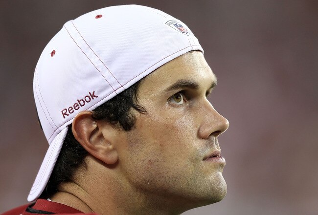 GLENDALE, AZ - AUGUST 14:  Quarterback Matt Leinart #7 of the Arizona Cardinals watches from the sidelines during preseason NFL game against the Houston Texans at the University of Phoenix Stadium on August 14, 2010 in Glendale, Arizona. The Cardinals defeated the Texans 19-16.  (Photo by Christian Petersen/Getty Images)