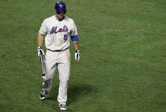 NEW YORK - AUGUST 14:  David Wright #5 of the New York Mets in action against the Philadelphia Phillies on August 14, 2010 at Citi Field in the Flushing neighborhood of the Queens borough of New York City.  (Photo by Jim McIsaac/Getty Images)