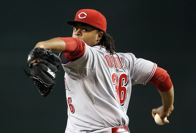 PHOENIX - AUGUST 18:  Starting pitcher Edinson Volquez #36 of the Cincinnati Reds pitches in between innings during the Major League Baseball game against the Arizona Diamondbacks at Chase Field on August 18, 2010 in Phoenix, Arizona.  (Photo by Christian Petersen/Getty Images)