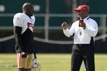 SANTA CLARA, CA - AUGUST 02:  Patrick Willis #52 speaks to head coach Mike Singletary during the San Francisco 49ers training camp at their training complex on August 2, 2010 in Santa Clara, California.  (Photo by Ezra Shaw/Getty Images)