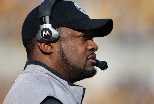 PITTSBURGH - DECEMBER 6: Head coach Mike Tomlin of the Pittsburgh Steelers watches his team in the first half against the Oakland Raiders during the game on December 6, 2009 at Heinz Field in Pittsburgh, Pennsylvania. (Photo by Jared Wickerham/Getty Images)
