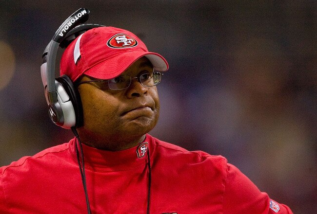 ST. LOUIS - JANUARY 3: Head coach Mike Singletary of the San Francisco 49ers looks on from the sidelines against the St. Louis Rams at the Edward Jones Dome on January 3, 2010 in St. Louis, Missouri.  The 49ers beat the Rams 28-6.  (Photo by Dilip Vishwanat/Getty Images)