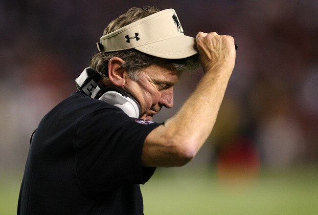 COLUMBIA, SC - NOVEMBER 14:  Head coach Steve Spurrier of the South Carolina Gamecocks reacts during their game against the Florida Gators at Williams-Brice Stadium on November 14, 2009 in Columbia, South Carolina.  (Photo by Streeter Lecka/Getty Images)