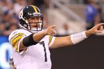 EAST RUTHERFORD, NJ - AUGUST 21:  Ben Roethlisberger #7 of the Pittsburgh Steelers  against the New York Giants during their preseason game at New Meadowlands Stadium on August 21, 2010 in East Rutherford, New Jersey.  (Photo by Nick Laham/Getty Images)