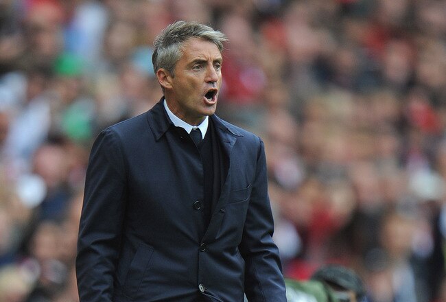 SUNDERLAND, ENGLAND - AUGUST 29:  Manchester City manager Roberto Mancini looks on during the Barclays Premier League match between Sunderland and Manchester City at the Stadium of Light on August 29, 2010 in Sunderland, England.  (Photo by Michael Regan/Getty Images)